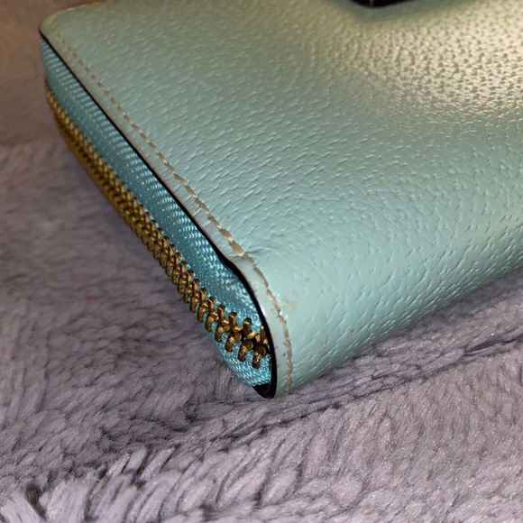 Kate Spade wallet - Picture 8 of 9